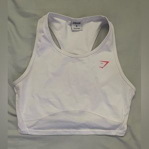 Cropped Gymshark tank top
